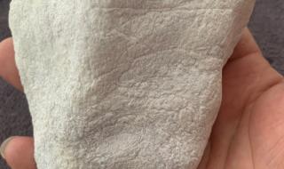 一分钟了解木那翡翠原石