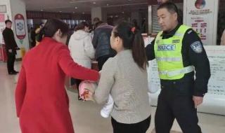 口的时候应该吐掉还是吞下去