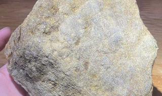 一分钟了解木那翡翠原石