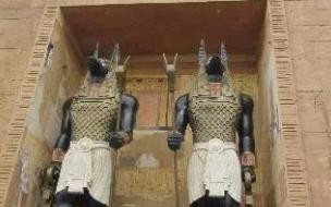 埃及金字塔的所在地点 金字塔在埃及的哪里